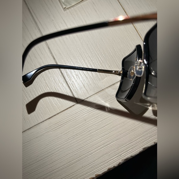 NWOT Authentic Fendi Oversized Square Shape Sunglasses - Picture 11 of 12